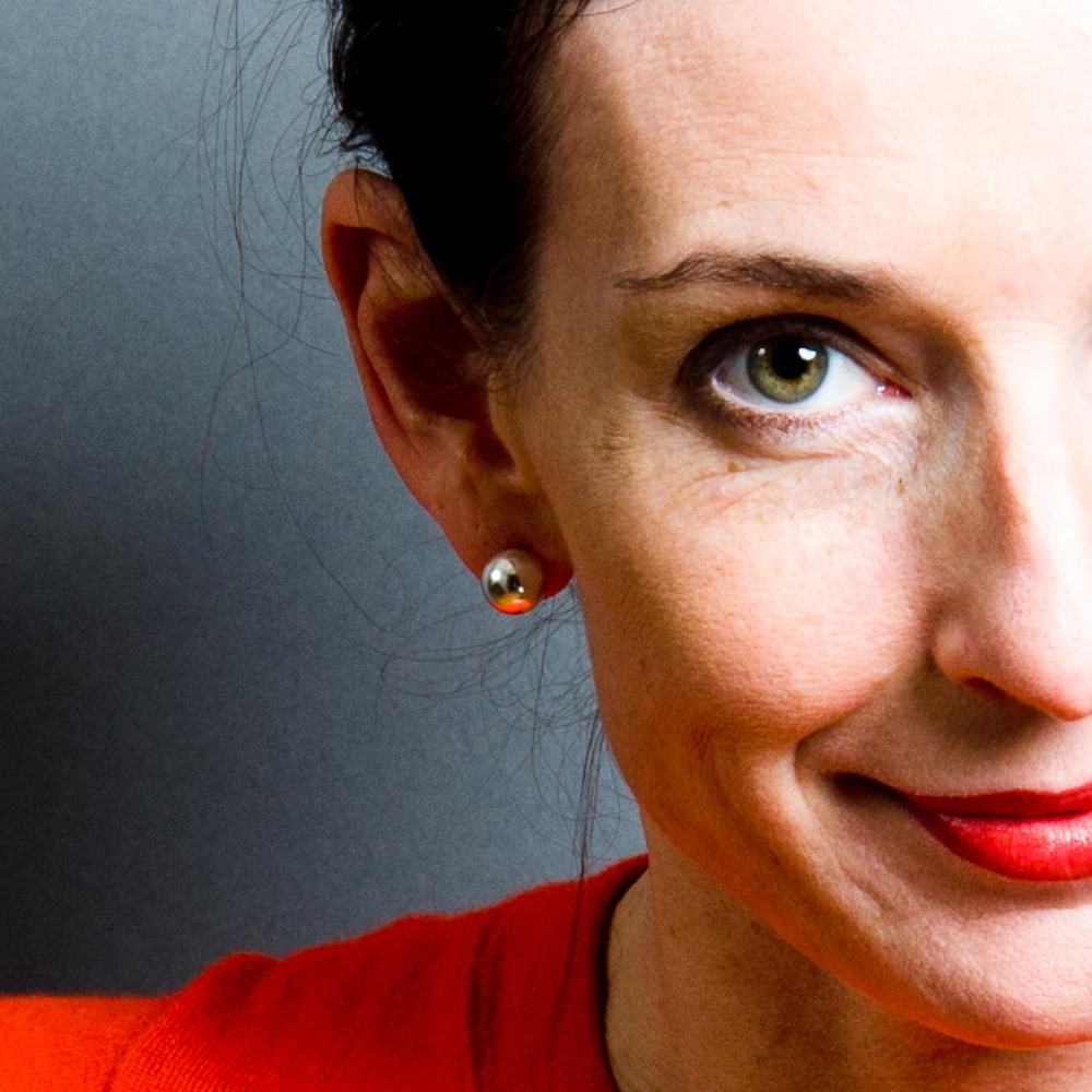 Meet your Posher, Polly